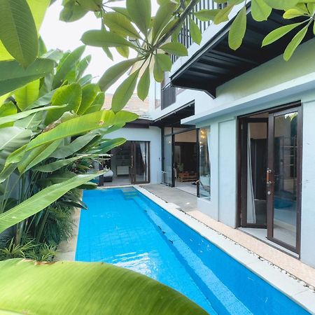 Villa Habibi Uluwatu Exterior foto