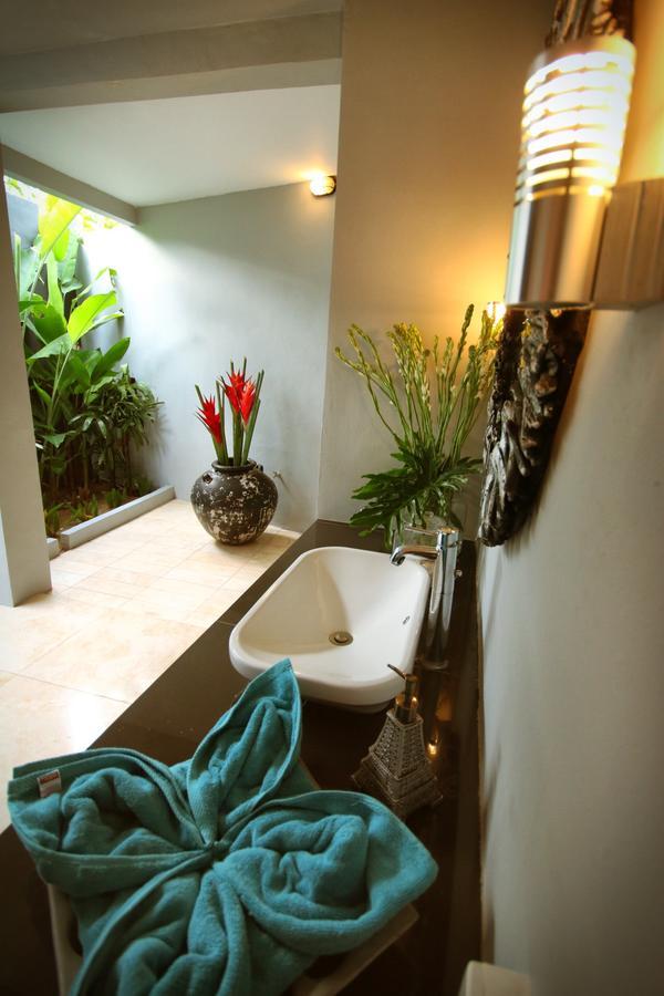 Villa Habibi Uluwatu Exterior foto